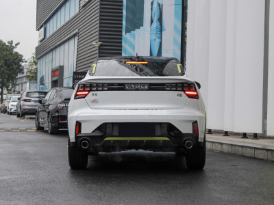 Lynk&Co 05 Фото №5